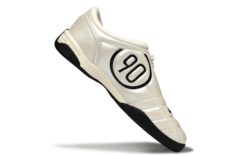Chuteira Futsal Nike Total 90 IC Creme e Preto