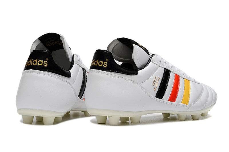 Botes de futbol Adidas Copa Mundial FG blanc, negre, vermell i groc "Alemanya"