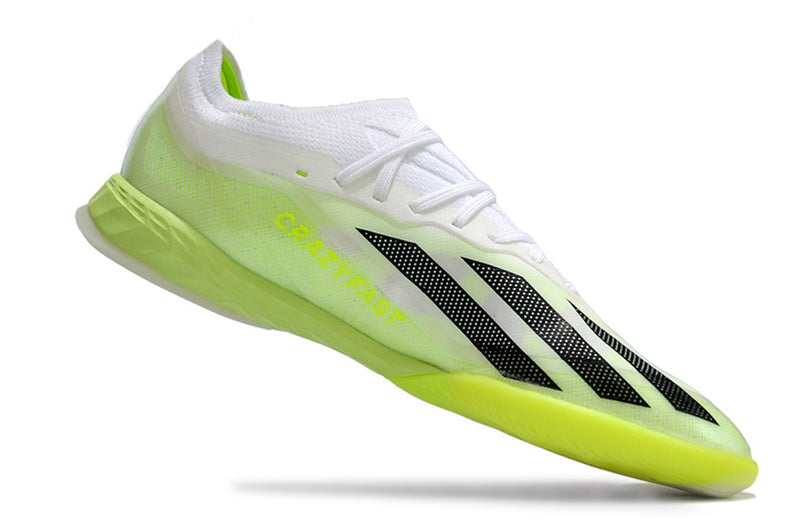 Adquira Chuteira Futsal Adidas X Crazyfast.1 IC com Frete Grátis e 2 Brindes (Meia Antiderrapante + Bolsa) na Farda de Boleiro!