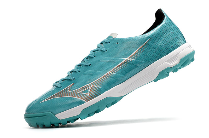 VELOCIDADE é com a Mizuno Alpha de Society Azul "Azure Blue Pack" na Farda de Boleiro, Garanta a qualidade de Jogadores Profissionais Elite!