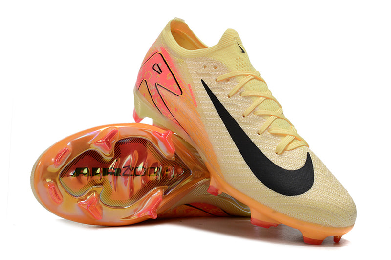 Chuteira Infantil Campo Nike Air Zoom Mercurial Vapor 16 Elite FG Amarelo e Laranja "Mbappe's"