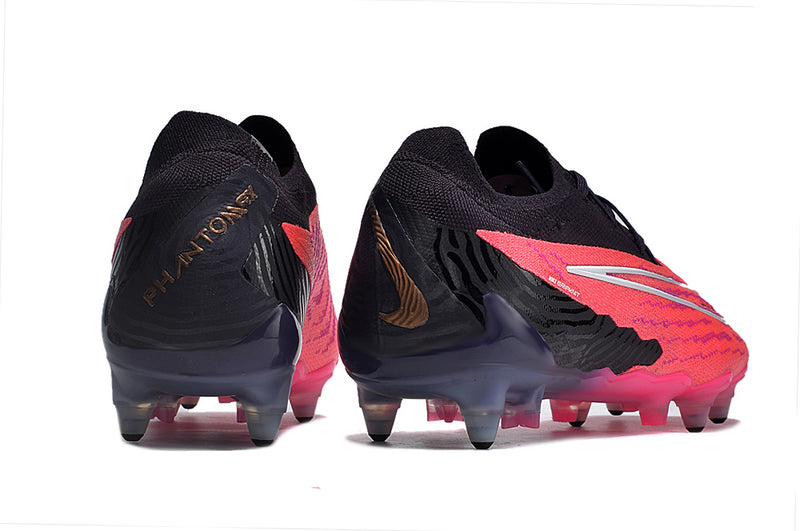 Bota de futbol Nike Phantom GX Elite amb punta d'alumini negre i rosa "Generation Pack".