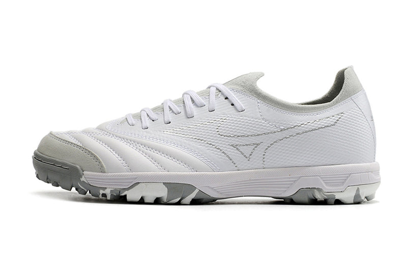 Tenha muito mais CONFORTO com a Mizuno Morelia Neo Beta Society Branca "Beta Shining" na Farda de Boleiro, Garanta a qualidade de Jogadores Profissionais Elite!