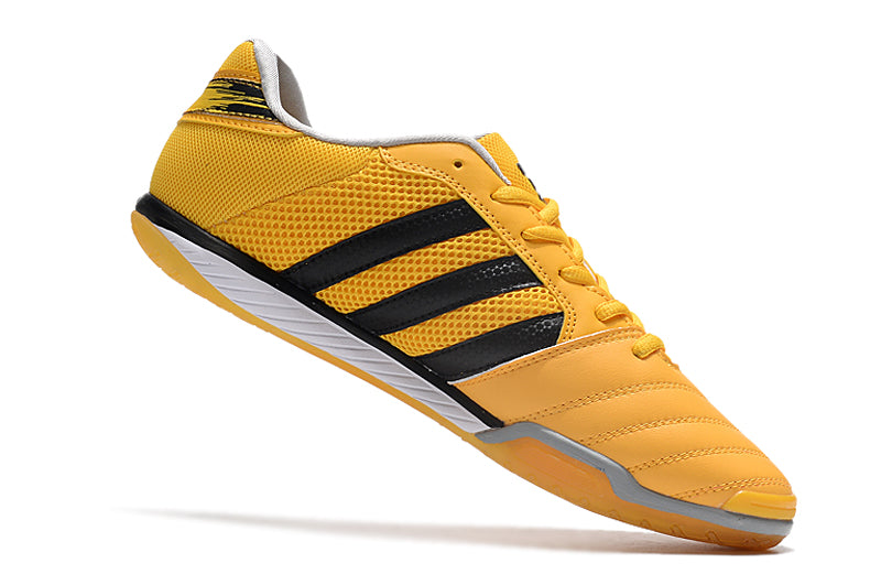 Adquira Chuteira Futsal Adidas Top Sala IC com Frete Grátis e 2 Brindes (Meia Antiderrapante + Bolsa) na Farda de Boleiro!