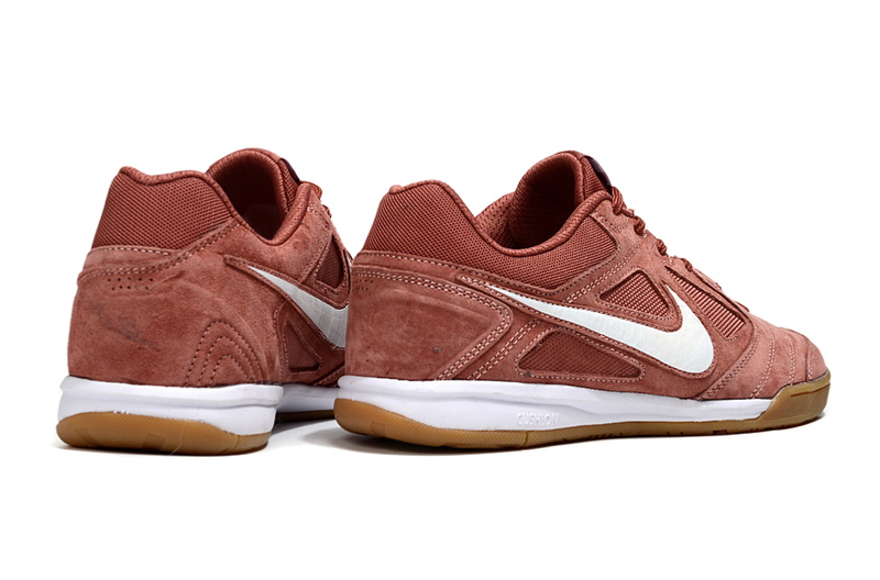Chuteira Futsal Supreme X Nike SB Gato IC Marrom