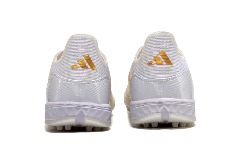 Chuteira Society Adidas F50 TF Branca e Dourada "Day Spark Pack"