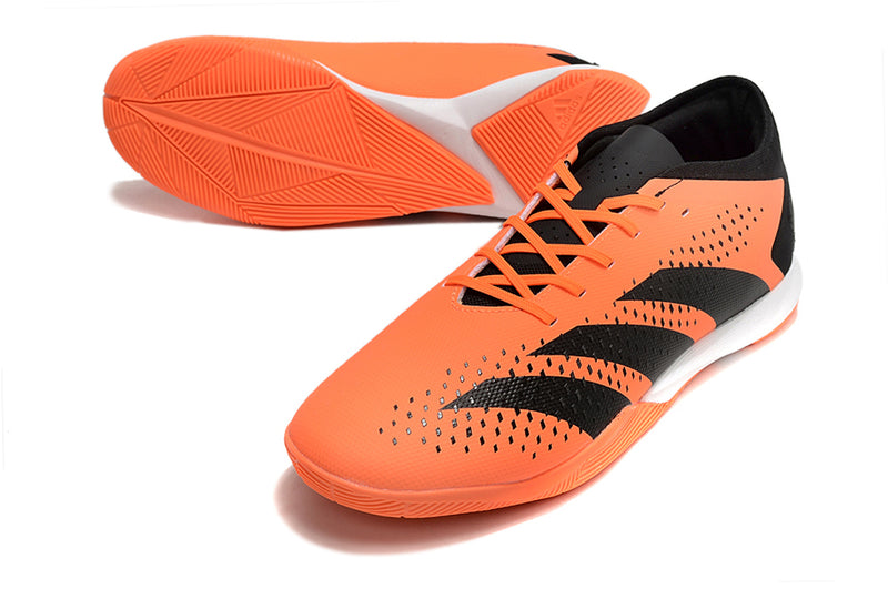 Chuteira Adidas Predator Accuracy.1 de Futsal a Chuteira que garante PRECISÃO para o Atleta, adquira na Farda de Boleiro, Garanta a qualidade de Jogadores Profissionais!