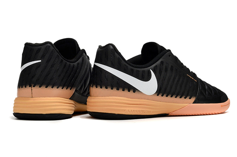 Bota de futbol sala Nike Lunar Gato II IC negre i taronja