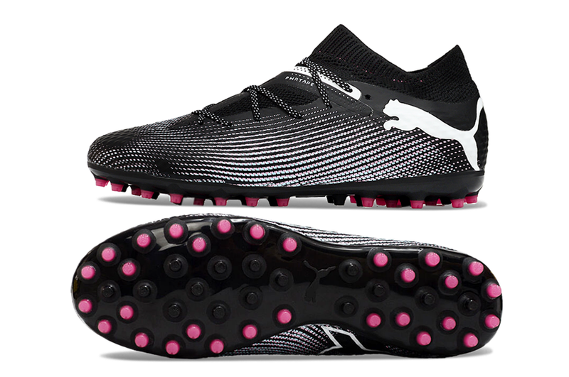 Society Puma Future 7 MG Botes de futbol negres i rosas 