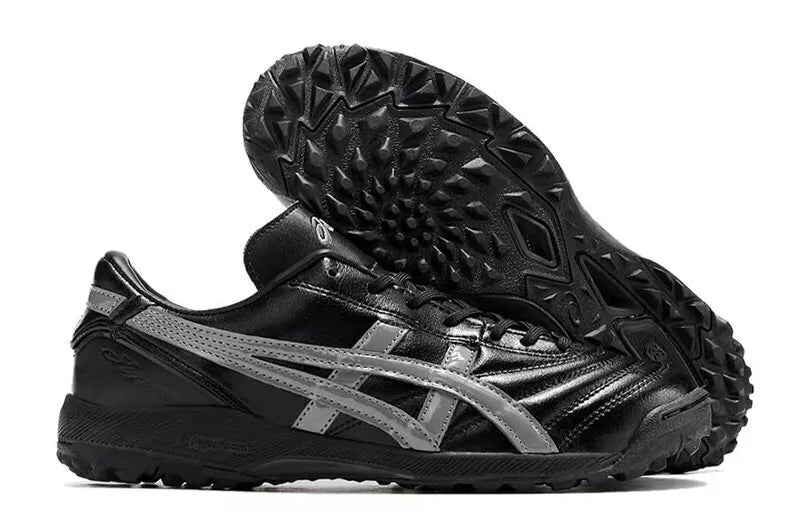 Chuteira Society Asics Japan TF Preta e Cinza