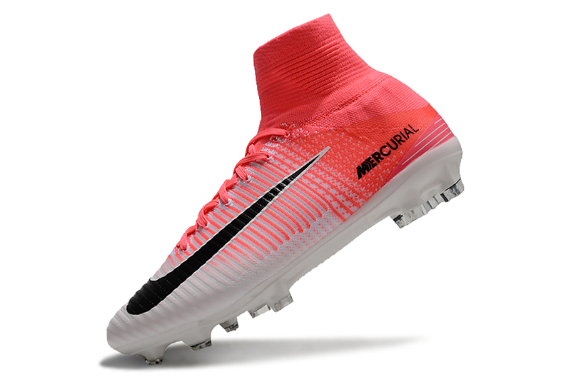 Chuteira Campo Nike Retrô Mercurial Superfly 5 FG Branca e Rosa