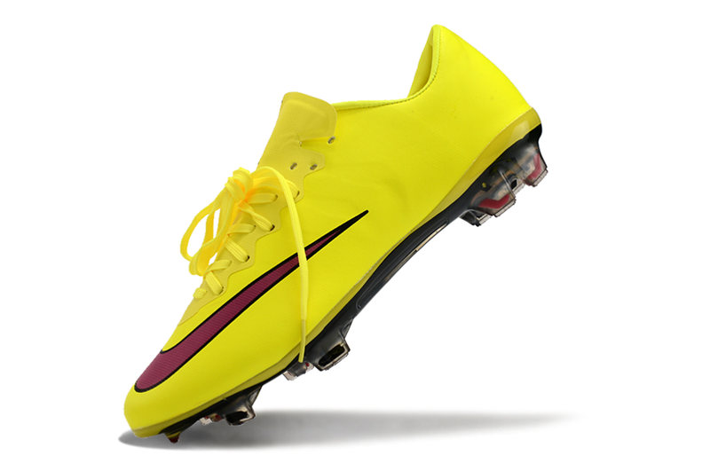 Botes de futbol Nike Retro Mercurial Vapor 10 FG grogues i rosas 