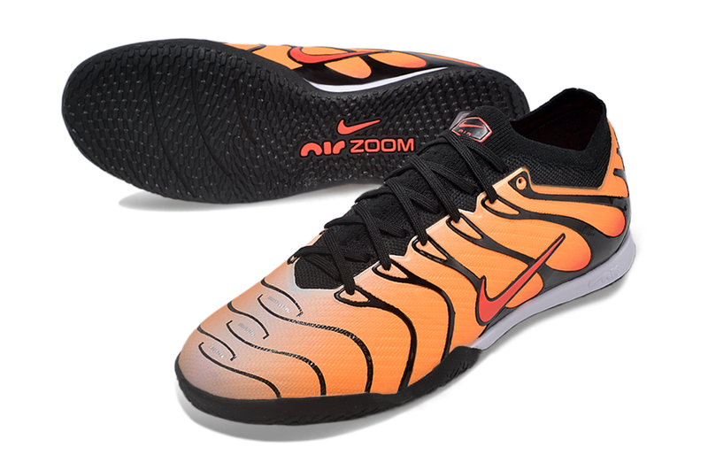 Chuteira Futsal Nike Air Zoom Mercurial Vapor 15 Elite IC Laranja e Preta "Air Max Pimento"