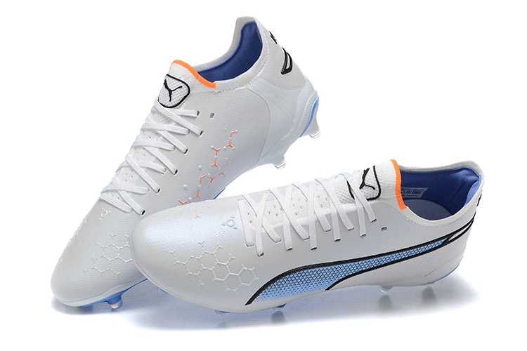 Chuteira Campo Puma King Ultimate FG Branca e Azul "Supercharge Pack"