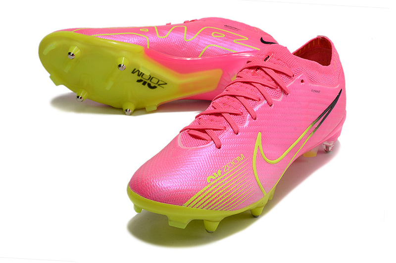 Chuteira Campo Nike Air Zoom Mercurial Vapor 15 Elite Ponta de Aluminio Rosa "Luminous Pack"