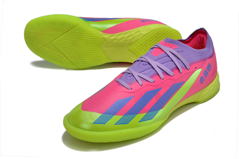 Adquira Chuteira Futsal Adidas X Crazyfast.1 IC com Frete Grátis e 2 Brindes (Meia Antiderrapante + Bolsa) na Farda de Boleiro!