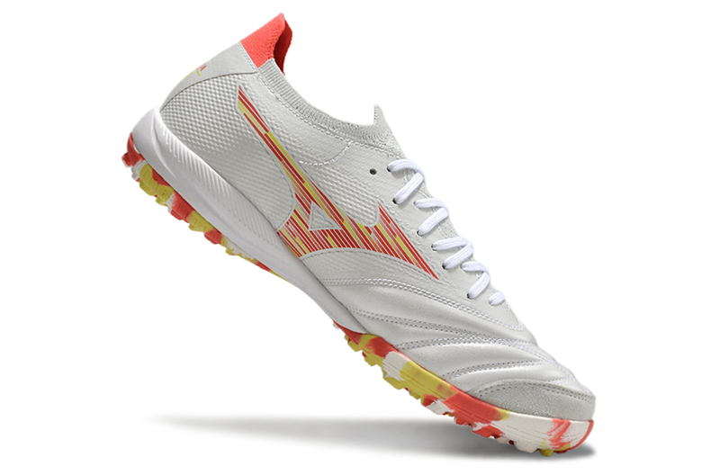 Chuteira Society Mizuno Morelia Neo Sala TF Branca, Vermelha e Amarela