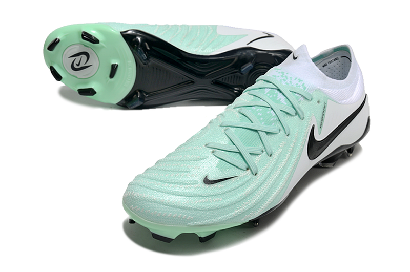 Chuteira Campo Nike Phantom GX 2 Elite FG Branca e Verde