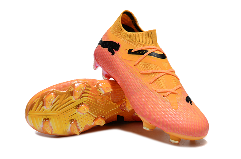 Chuteira Campo Puma Future 7 FG Laranja e Rosa "Olympic x Tricks"