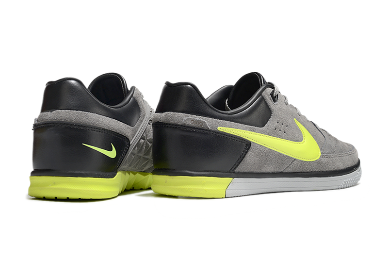 Chuteira Futsal Nike 5 StreetGato IC Cinza e Verde