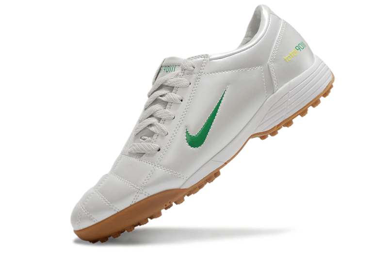 Chuteira Society Nike Total 90 TF Branca e Verde