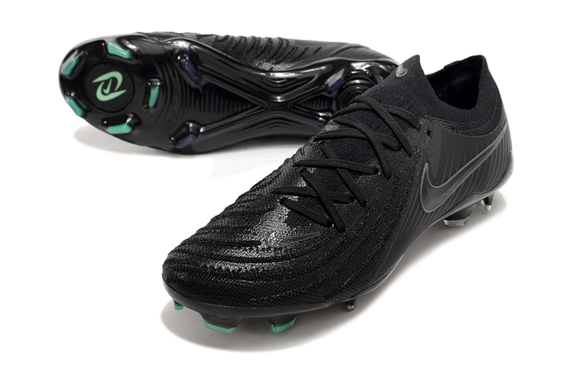 Chuteira Campo Nike Phantom GX 2 Elite FG Preta "Shadow Pack"