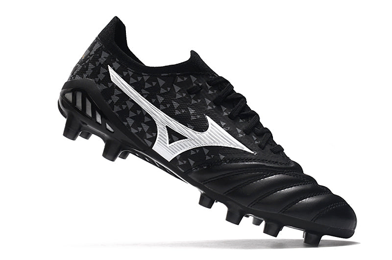 Botes de futbol en blanc i negre Campo Mizuno Morelia Neo 3 FG