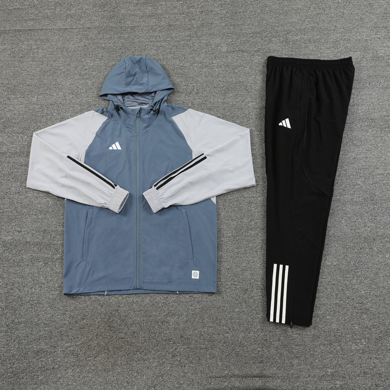 Conjunto de Moletom Adidas Sportswear com Touca Cinza e Preto