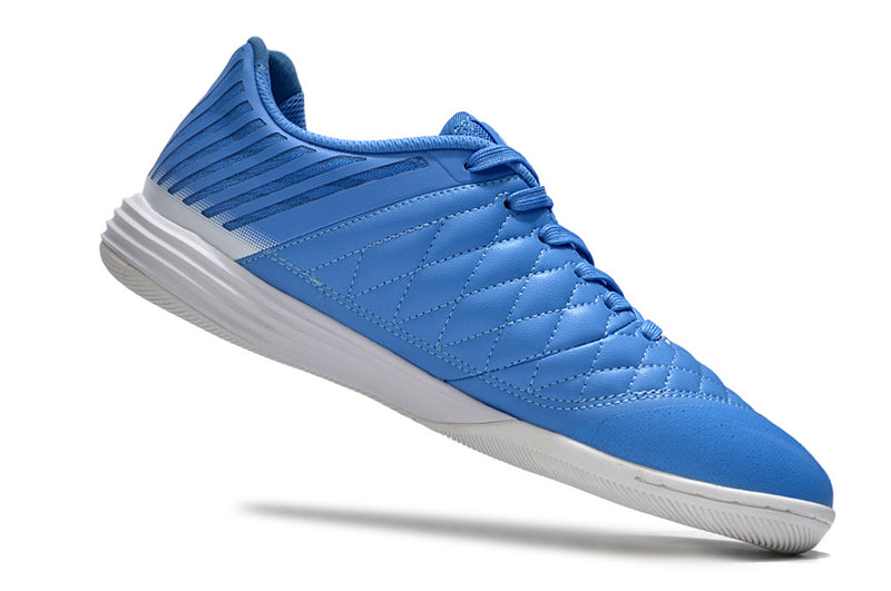 Tenha muito mais CONTROLE com a Nike Lunar Gato II De Futsal na Farda de Boleiro, Garanta a qualidade e FRETE GRÁTIS e Muitos Brindes..