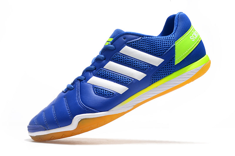 Adquira Chuteira Futsal Adidas Top Sala IC com Frete Grátis e 2 Brindes (Meia Antiderrapante + Bolsa) na Farda de Boleiro!