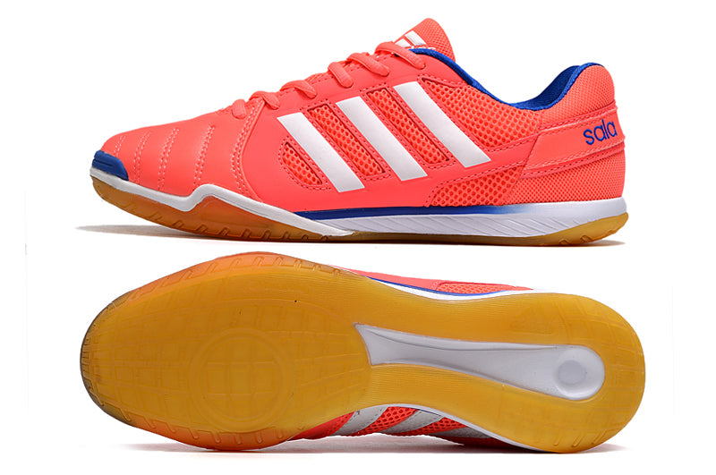 Adquira Chuteira Futsal Adidas Top Sala IC com Frete Grátis e 2 Brindes (Meia Antiderrapante + Bolsa) na Farda de Boleiro!