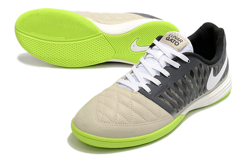 Tenha muito mais CONTROLE com a Nike Lunar Gato II De Futsal na Farda de Boleiro, Garanta a qualidade e FRETE GRÁTIS e Muitos Brindes..