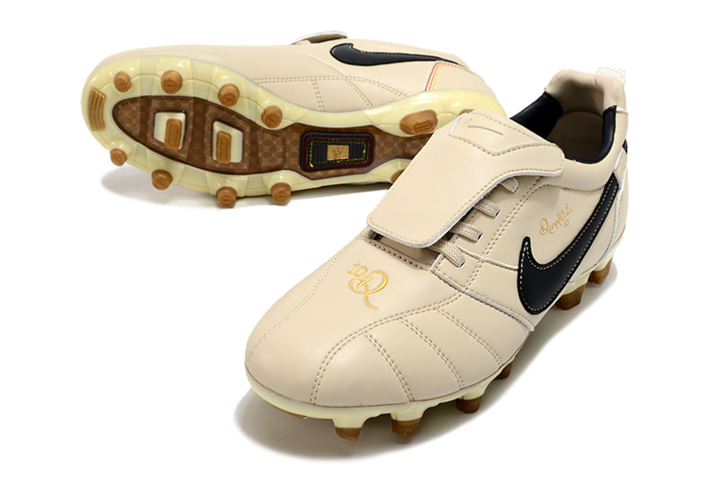 Nike Retro Tiempo Legend R10 Elite Beige and Black Football Boots 