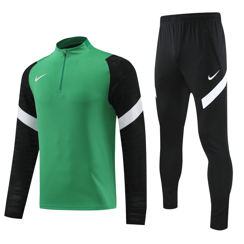 Conjunto de Frio Nike Training Verde, Branco e Preto