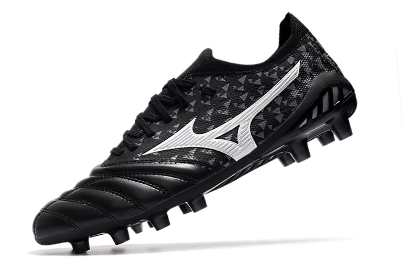 Botes de futbol en blanc i negre Campo Mizuno Morelia Neo 3 FG