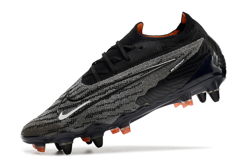 Bota de futbol Nike Phantom GX Elite amb punta d'alumini negre i taronja "Black Pack"