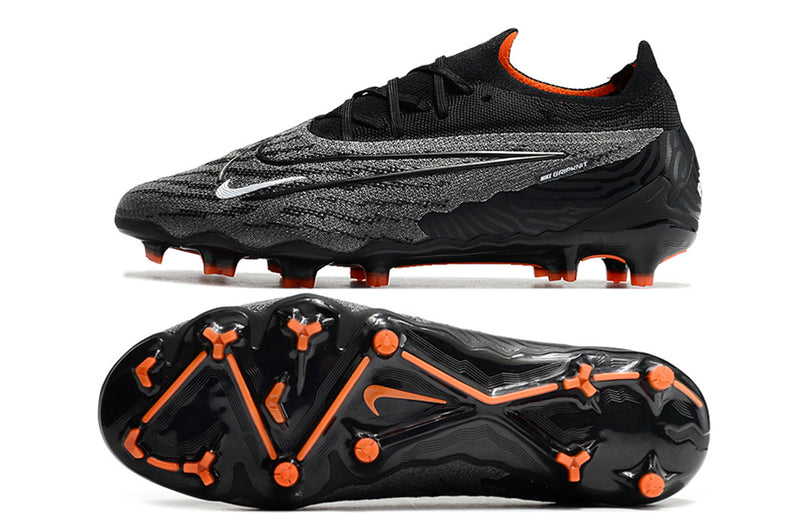 Precisão é com a Chuteira de Campo Nike Phantom GX Elite FG Preta e Laranja "Black Pack" na Farda de Boleiro, Garanta a qualidade de Jogadores Profissionais