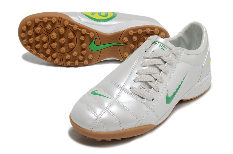 Chuteira Society Nike Total 90 TF Branca e Verde