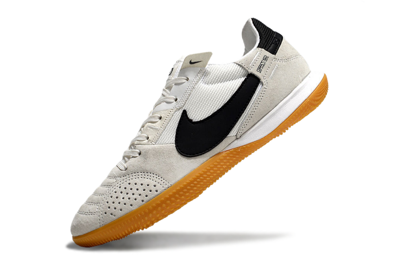 Chuteira Futsal Nike StreetGato IC Branca e Preta