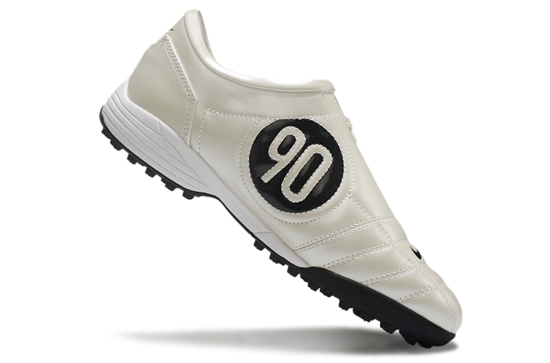 Chuteira Society Nike Total 90 TF Creme e Preta