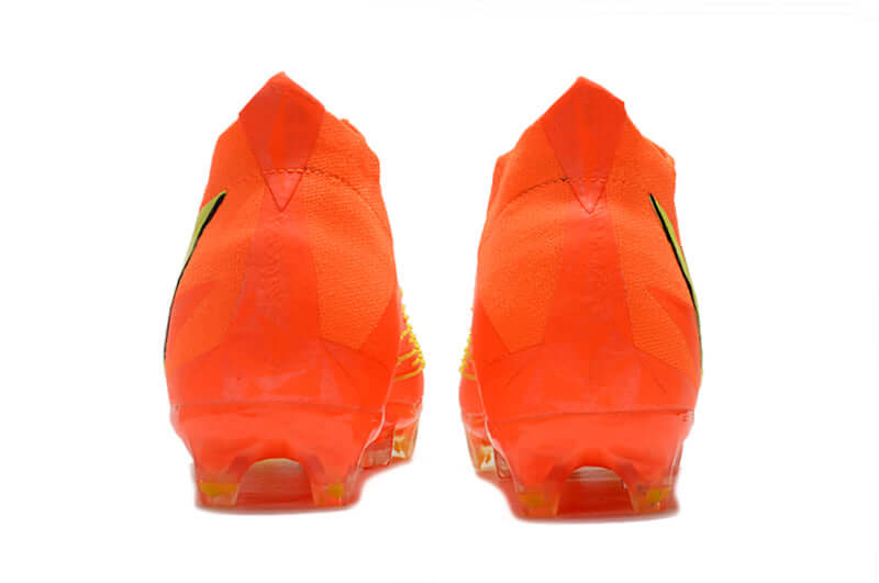 A nova Chuteira da Adidas de Campo Predator Edge+ FG Laranja e Amarelo "Game Data Pack" na Farda de Boleiro, Garanta a qualidade de Jogadores Profissionais