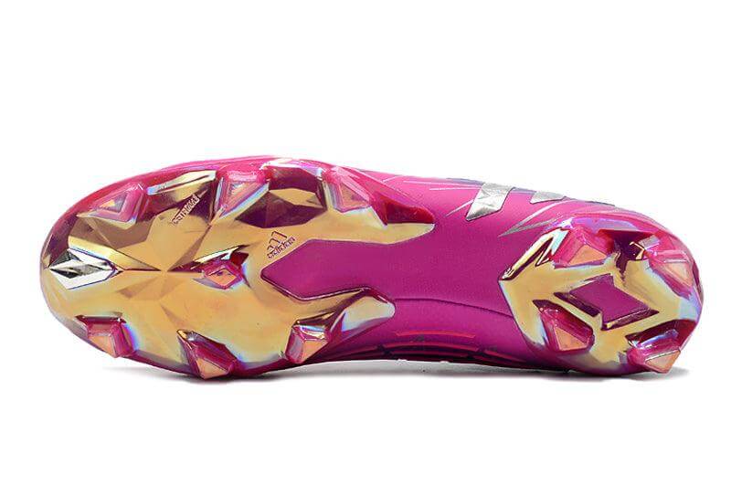 A nova Chuteira da Adidas de Campo Predator Edge+ FG Roxo e Rosa "Champions Code Pack" na Farda de Boleiro, Garanta a qualidade de Jogadores Profissionais Elite