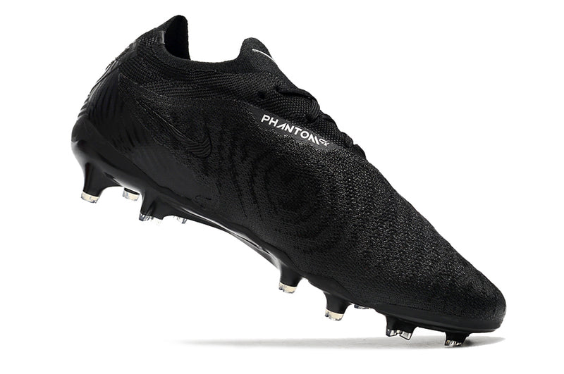 Precisão é com a Chuteira de Campo Nike Phantom GX Elite FG Preta na Farda de Boleiro, Garanta a qualidade de Jogadores Profissionais