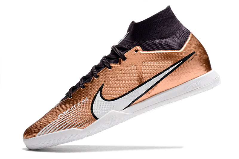 Seu Futebol mais Profissional com a Nike Air Zoom Mercurial Superfly 9 Elite de Futsal na Farda de Boleiro, Garanta a qualidade e FRETE GRÁTIS e Muitos Brindes