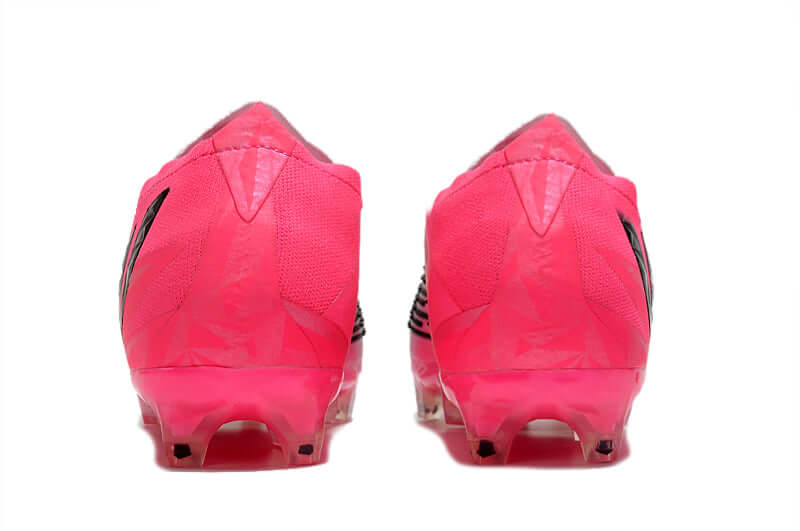 A nova Chuteira da Adidas de Campo Predator Edge.1 FG Rosa e Branco "Beckham" na Farda de Boleiro, Garanta a qualidade de Jogadores Profissionais