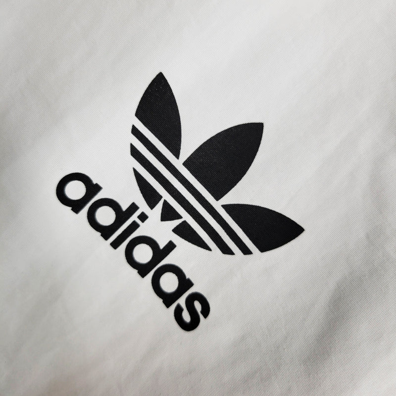 Nome do Produto: Corta Vento Adidas ADN 10K Branco e Preto Produto: Corta Vento  Cores: Branco e Preto  Marca: Adidas Categoria: Corta Vento - Adidas Gênero: Unissex |Frete Grátis para todo Brasil | Farda de Boleiro