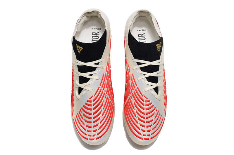 A nova Chuteira da Adidas de Campo Predator Edge.1 FG Off-White e Vermelho "Showdown Pack" na Farda de Boleiro, Garanta a qualidade de Jogadores Profissionais