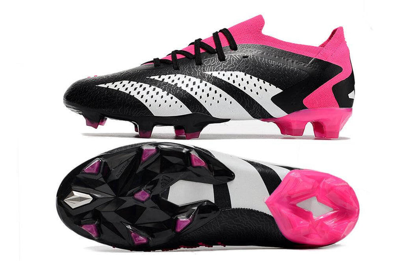 A nova Chuteira da Adidas de Campo Predator Accuracy.1 FG Rosa e Preto "Own You Football Pack" na Farda de Boleiro Garanta a qualidade de Jogadores Profissionais