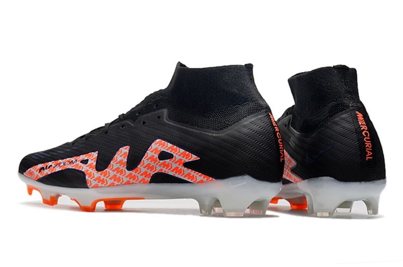 Velocidade é com Nike Air Zoom Mercurial Superfly 9 Elite FG Preta e Laranja na Farda de Boleiro, Garanta a qualidade de Jogadores Profissionais Elite!