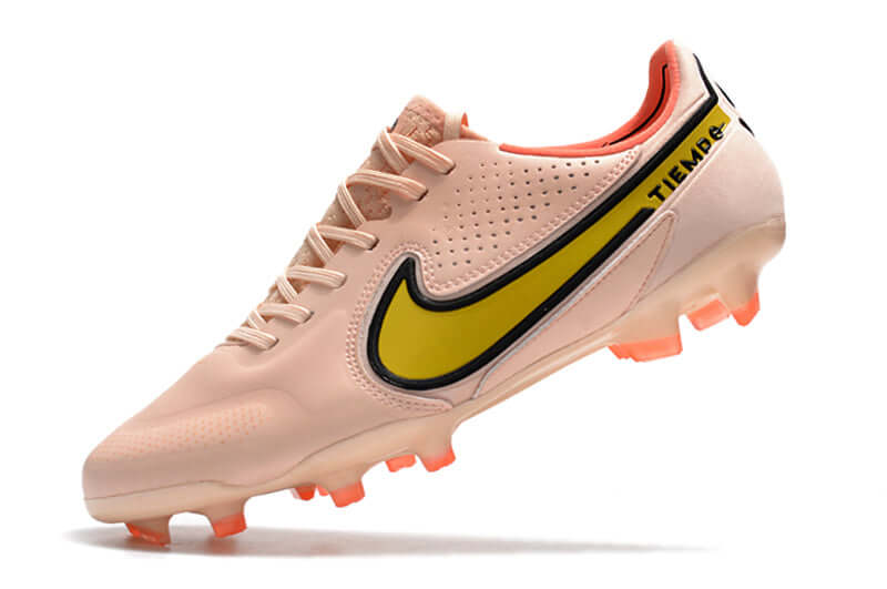 Conforto e qualidade é com NIKE Tiempo Legend 9 Elite FG Rosa e Amarelo "Lucent Pack" na Farda de Boleiro, Garanta a qualidade de Jogadores Profissionais